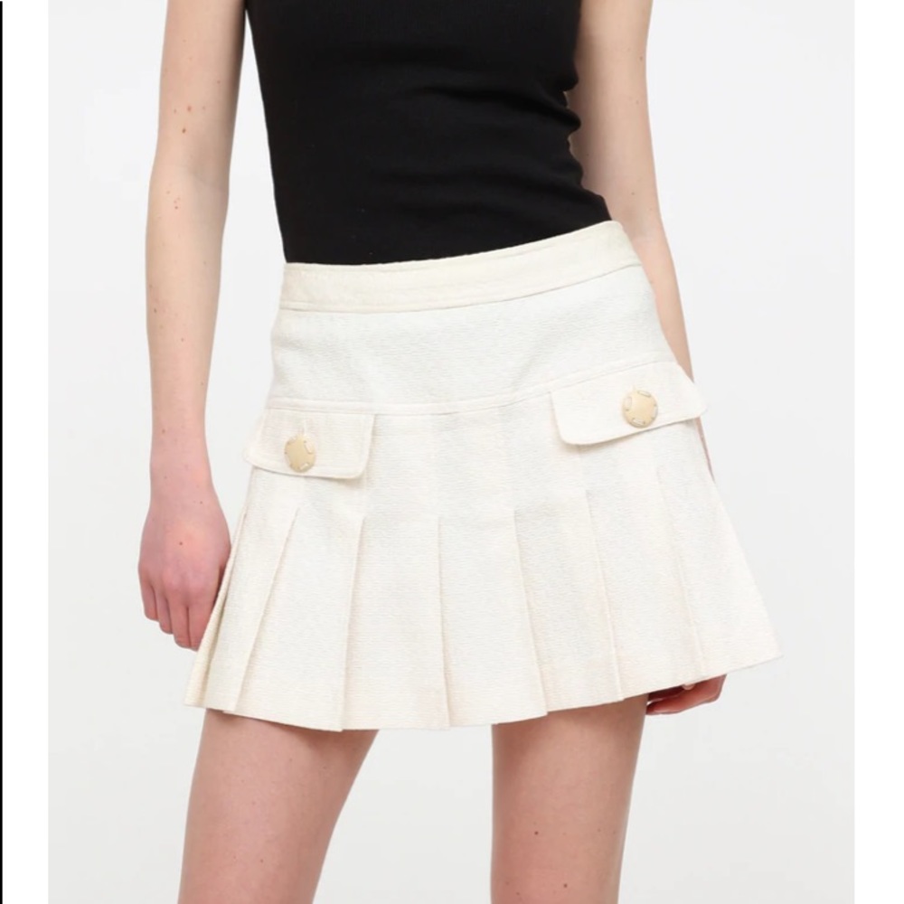 Dolce & Gabbana Cream Pleated Mini Skirt with Button Flap Pockets
